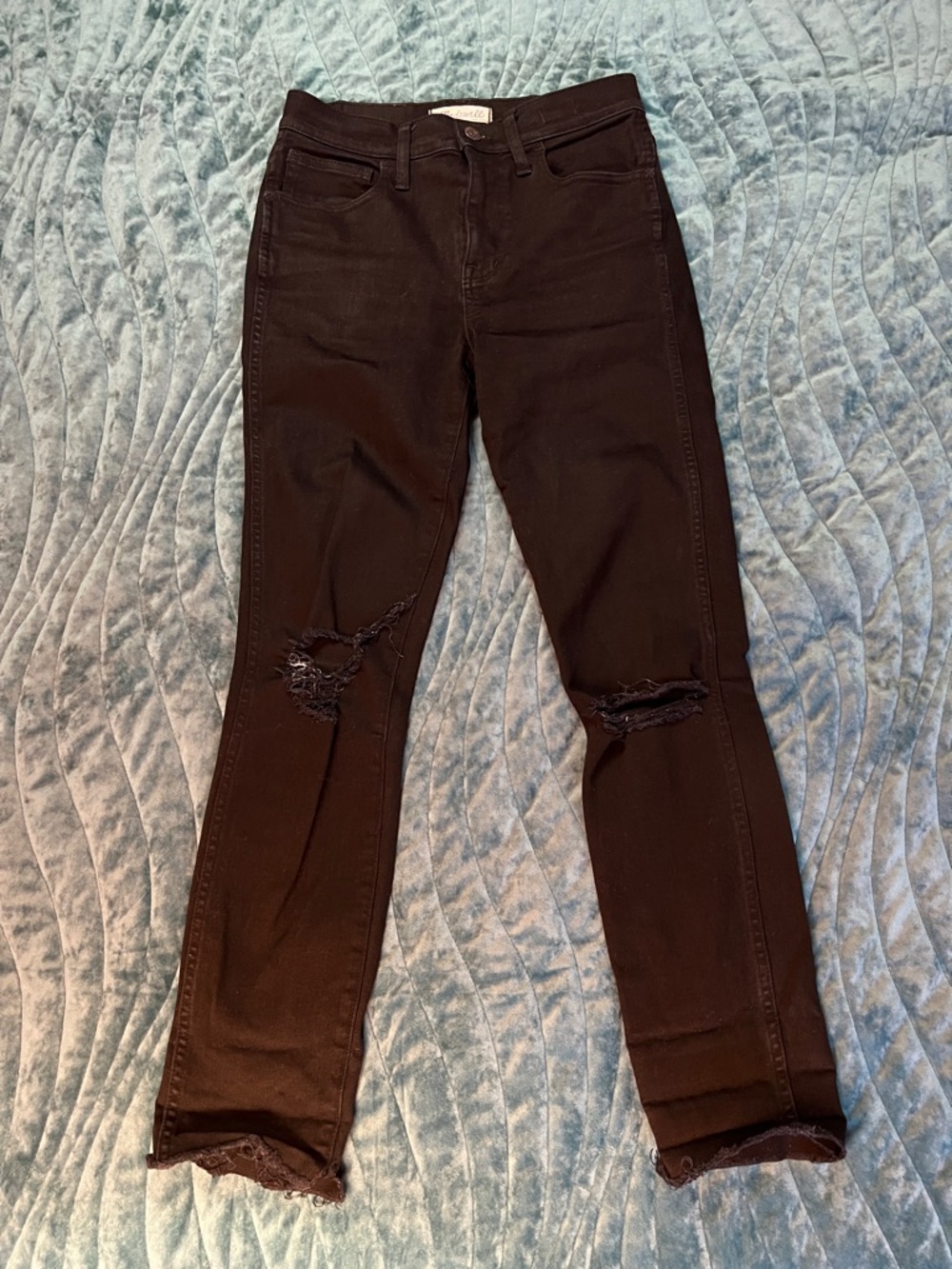 Madewell 10” High Riser Skinny Skinny Distressed black Jeans 26